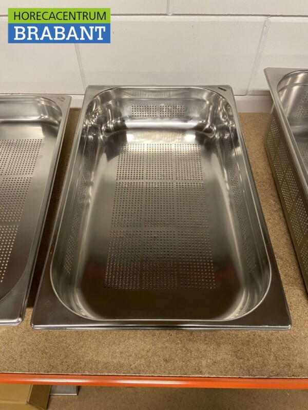 Stainless steel Perforated Gastronorm Tray GN Tray 1/1 Depth 100 mm Catering - Image 2