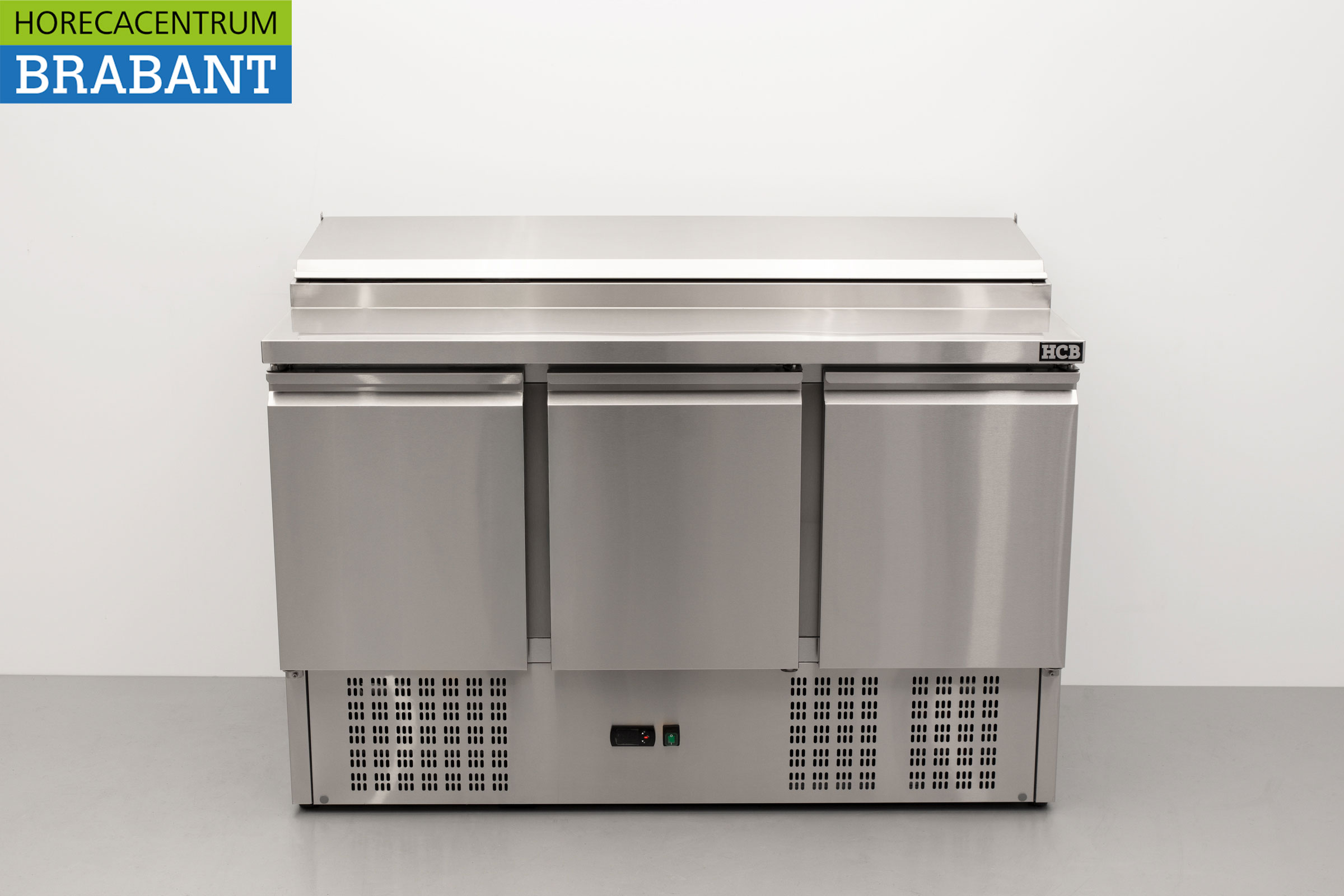 HCB stainless steel Saladette Saladiere Refrigerated Workbench 136,5 cm 230V Horeca