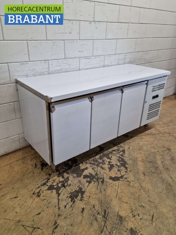 Stainless steel HCB Refrigerated Workbench 3 doors 179,5 cm 230V Horeca - Image 3