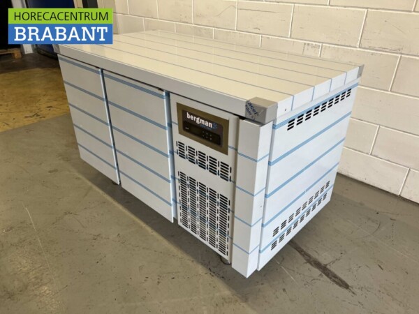 Stainless steel Coreco Premium refrigerated workbench 2 doors 1/1 gastronorm 134,5 cm Catering - Image 2
