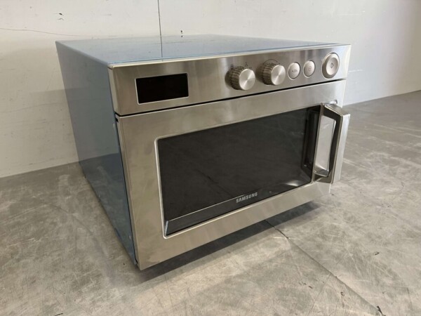 Stainless steel Microwave Samsung 1850 watts 230V Catering - Image 3