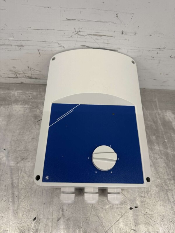 Voltage regulator Trafo controller 7,5A 230V Horeca
