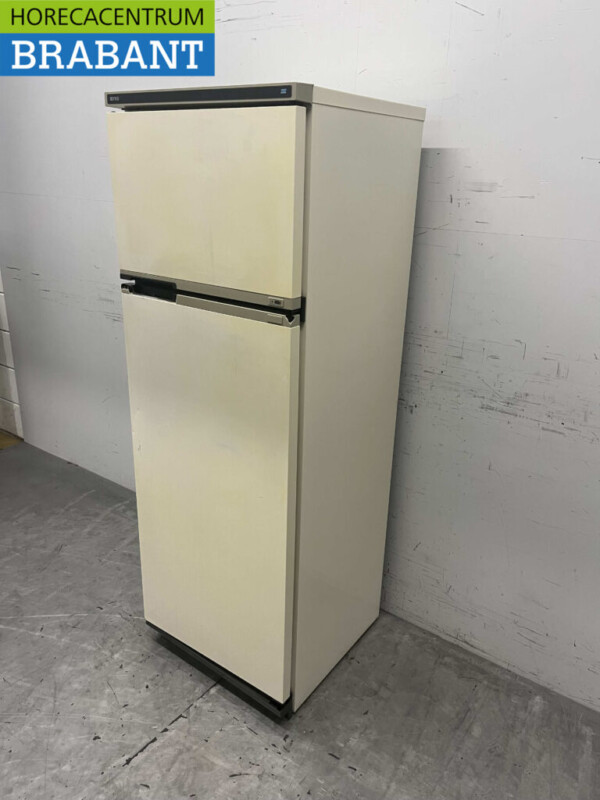 Ignis Refrigeration Refrigerator Freezer Combination Freezer 275 liters 230V Horeca - Image 2
