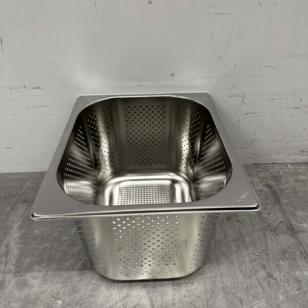 Stainless steel Perforated gastronorm container GN Tray 1/2 Depth 200 mm Catering