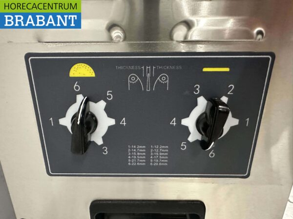 HCB Stainless Steel Vertical Pass-through toaster Bread toaster Conveyor oven 230V Catering - Image 6