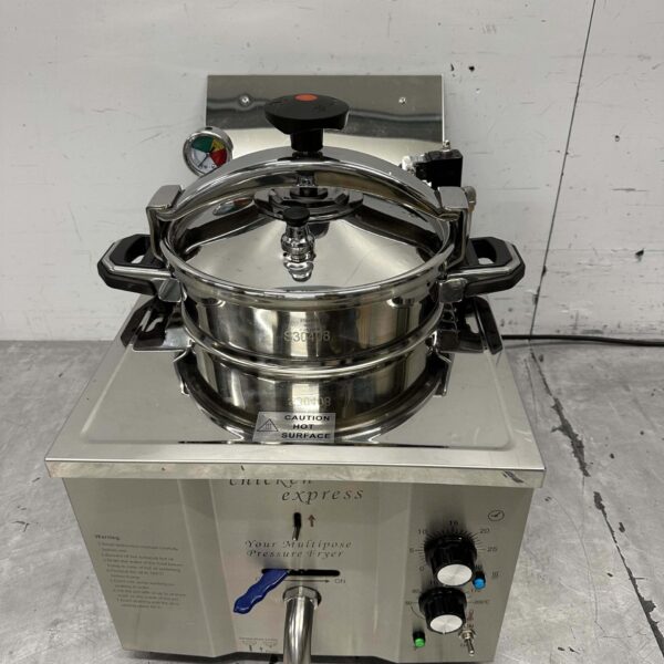 Stainless steel High pressure fryer High pressure fryer Deep fryer 15 liter 230V Horeca