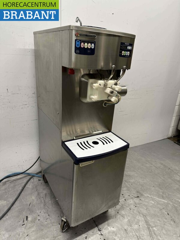 Stainless steel Nissei Soft ice cream machine Milkshake NA3331 NA-3331 400V Catering - Image 3