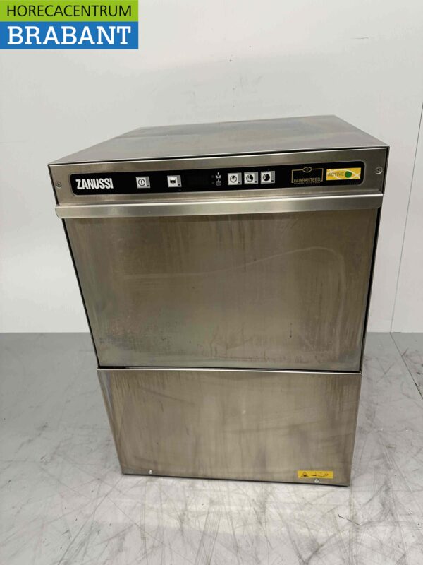 Stainless steel Zanussi Zucai Dishwasher Dishwasher Front Loader 400V Catering