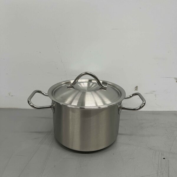 Stainless steel Fusion Professional Soup Pan Cooking Pan 26.5 x 18 cm 2 liter Catering