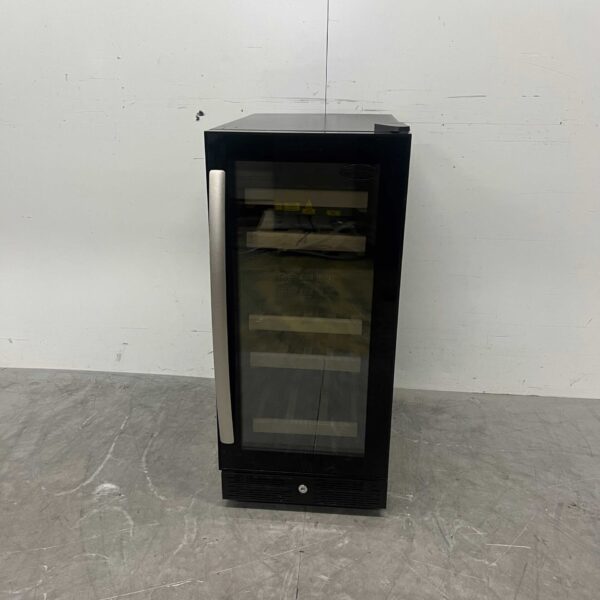 Combisteel Wine climate cabinet Wine refrigerator Wine refrigerator 2 zones 27/32 bottles 230V Horeca