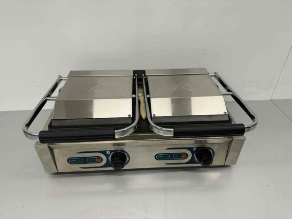 Stainless steel Saro Double Sausage Grill Contact Grill Curry Sausage 230V Catering