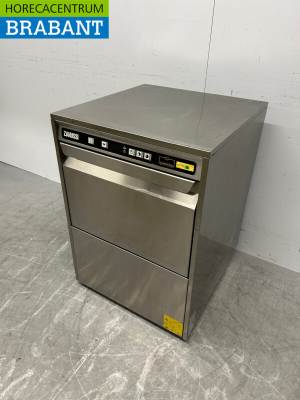 Stainless steel Zanussi Zucai Dishwasher Dishwasher Front Loader 400V Catering - Image 2