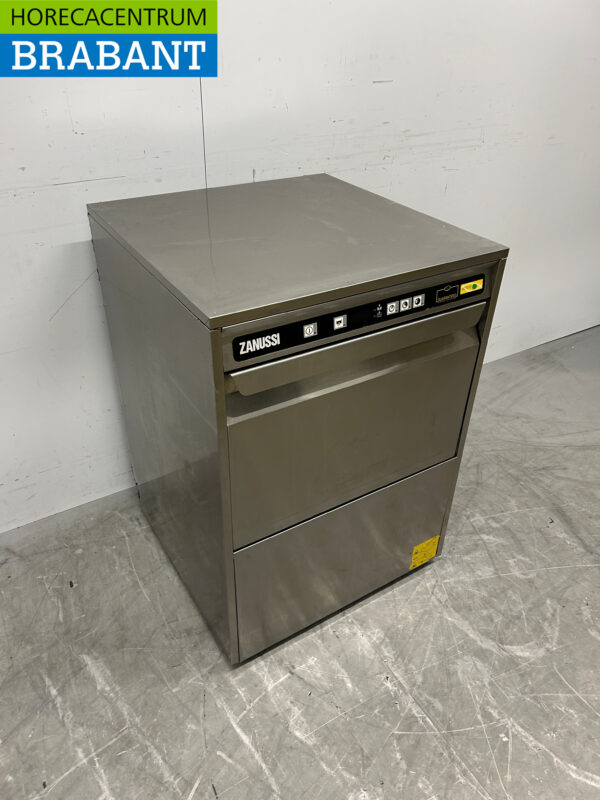 Stainless steel Zanussi Zucai Dishwasher Dishwasher Front Loader 400V Catering - Image 3