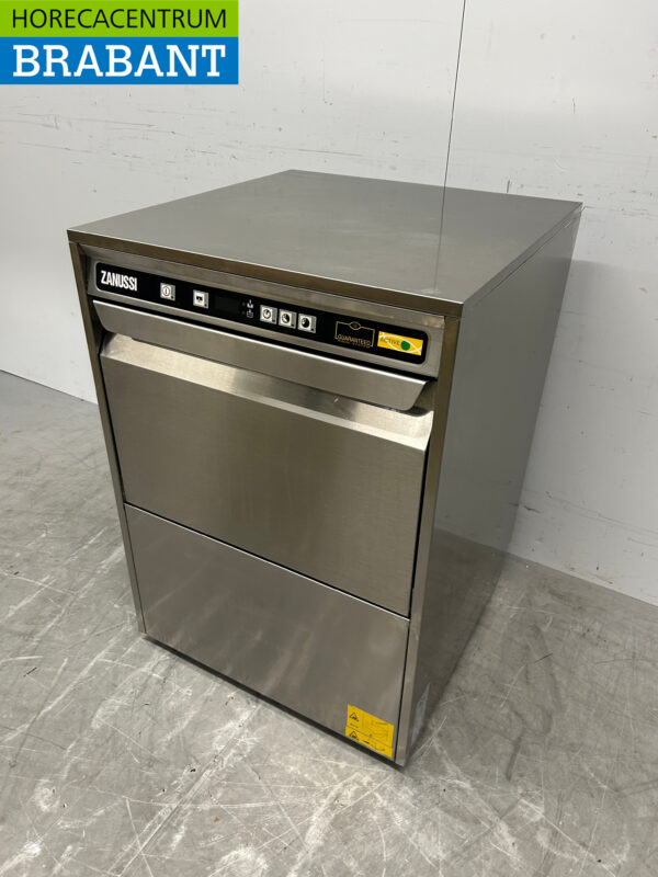 Stainless steel Zanussi Zucai Dishwasher Dishwasher Front Loader 400V Catering - Image 2