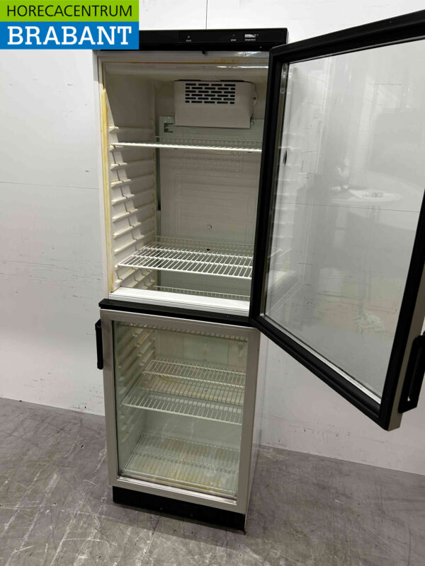 Vestfrost Glass door refrigerator beverage refrigerator glass door 377 liters 230V Horeca - Image 4