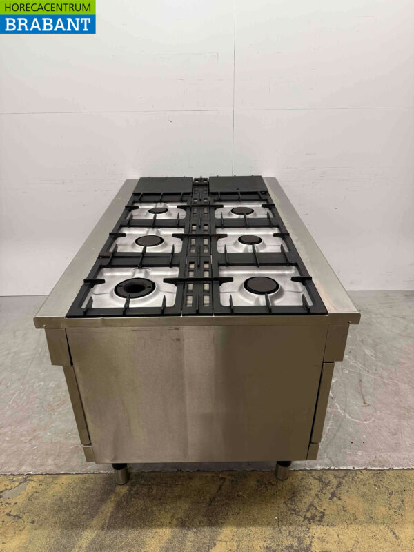 Stainless steel Zanussi 8 burner stove gas stove 160 x 100 cm Horeca