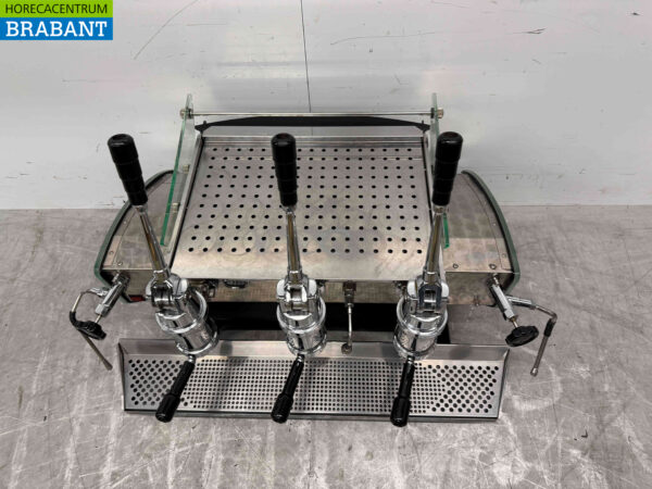 Kees van der Westen Mirage espresso machine 3 groups siphon control 400V Horeca - Image 4