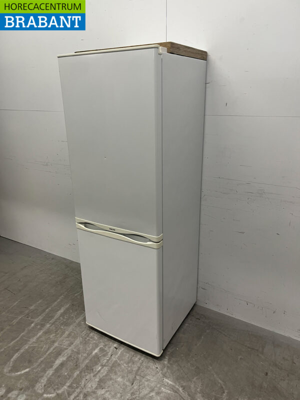 Proline Refrigeration Refrigerator Freezer Combination Freezer 223 liters 230V Horeca - Image 2