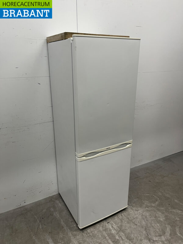 Proline Refrigeration Refrigerator Freezer Combination Freezer 223 liters 230V Horeca - Image 3