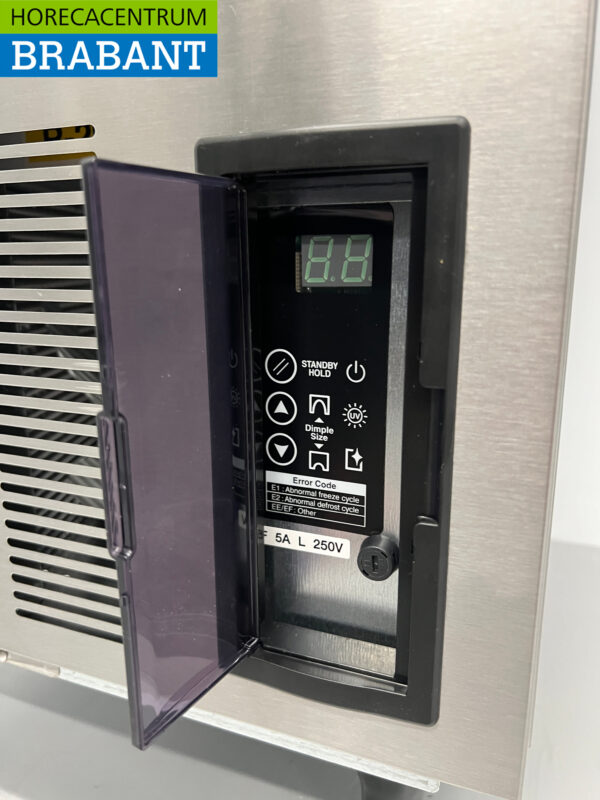 Stainless steel Hoshizaki IM-30CPE with 11.5 kg bunker Produces 30 kg per day 230V Catering - Image 5
