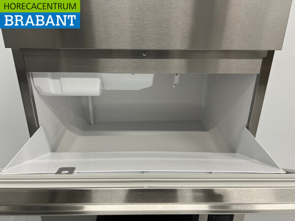 Stainless steel Hoshizaki IM-65PE with 26 kg bunker Produces 58 kg per day 230V Horeca - Image 4