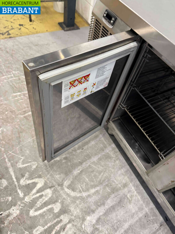 Stainless steel Electrolux Refrigerated Workbench 3 doors 172 cm 230V Catering - Image 5