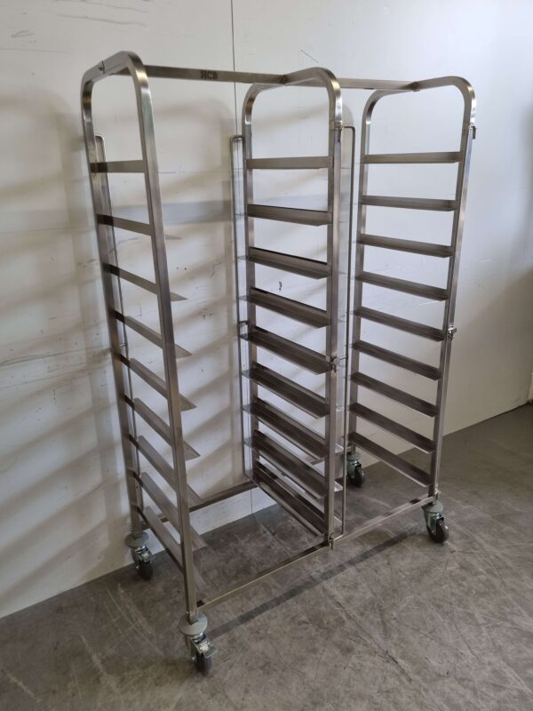 Stainless steel HCB Regal trolley for 18 wash crates wash baskets 50 x 50 cm Horeca - Image 3