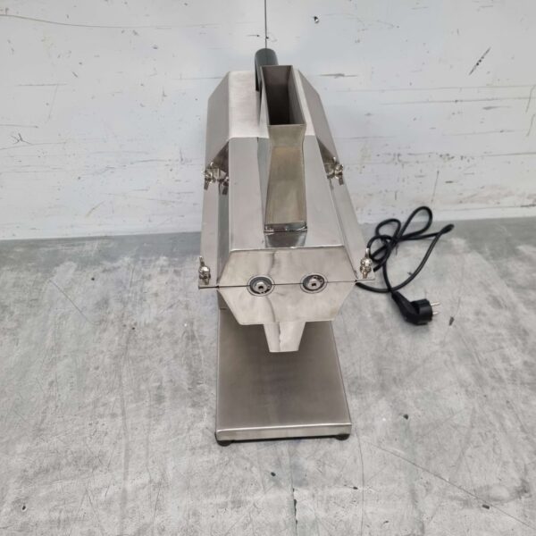 Stainless Steel Electric Meat Grinder Grinder 230V Butchery Catering