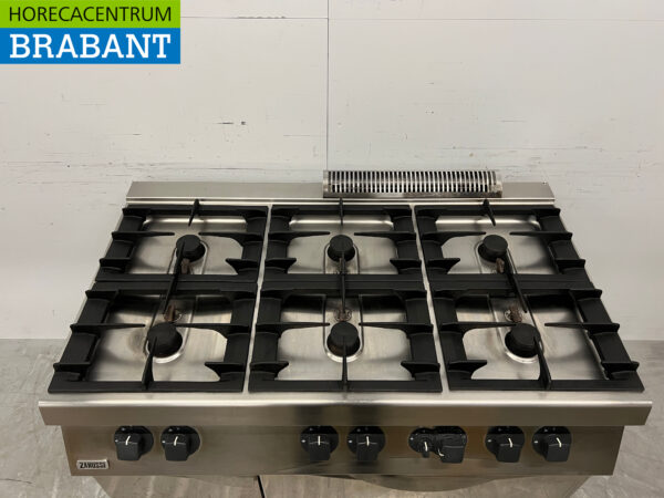 Stainless steel Zanussi 6 burner stove with oven GAS Catering - Image 4
