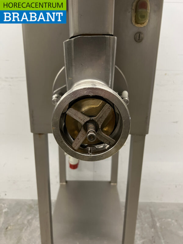 Stainless steel MADO Optimo 32 Mincer Meat Grinder 400V Butchery - Image 5
