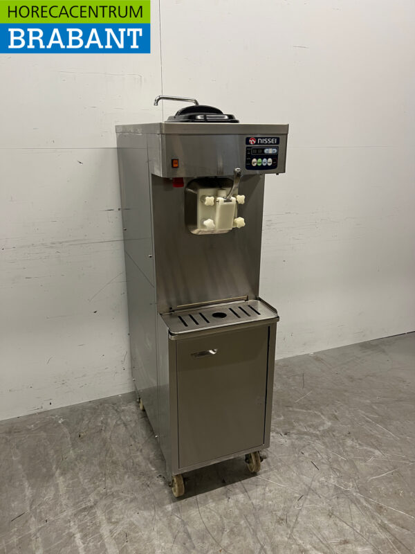 Stainless steel Nissei Soft ice cream machine 400V Catering Fries Tent - Image 3