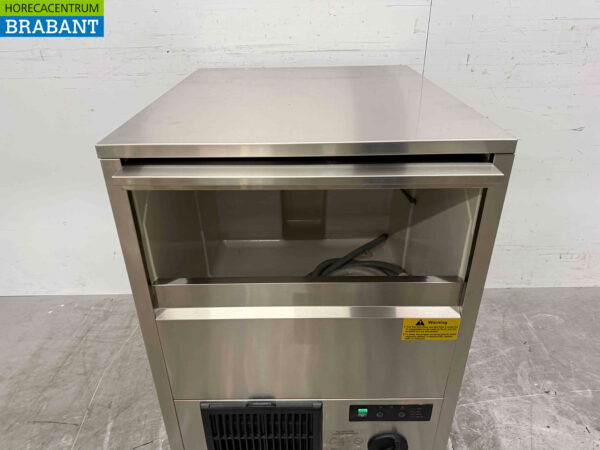 Stainless steel ice cube machine 60 kg/24h 230V Horeca - Image 4