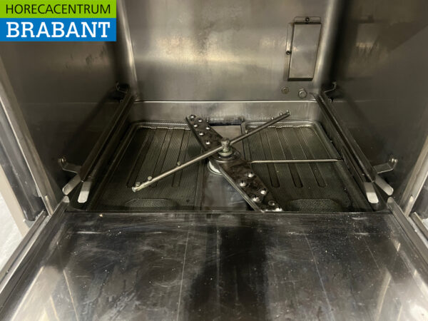 Stainless steel Zanussi LS6EAH Dishwasher Front Loader 400V Catering - Image 4