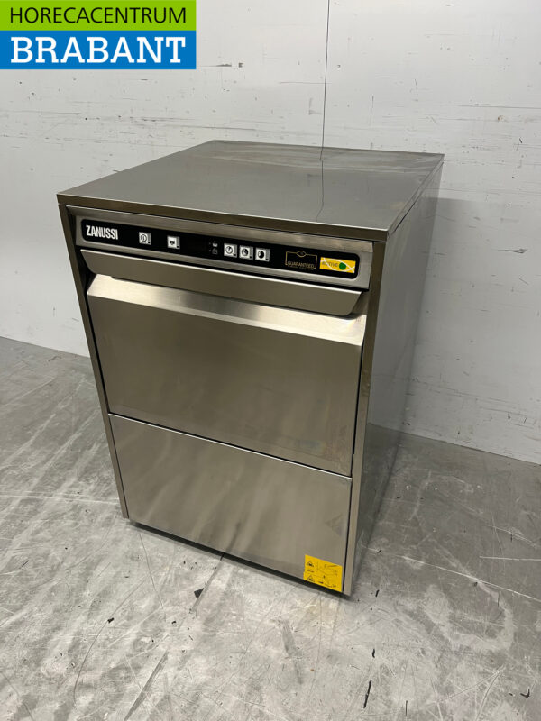 Stainless steel Zanussi Zucai Dishwasher Front Loading 400V Catering - Image 2