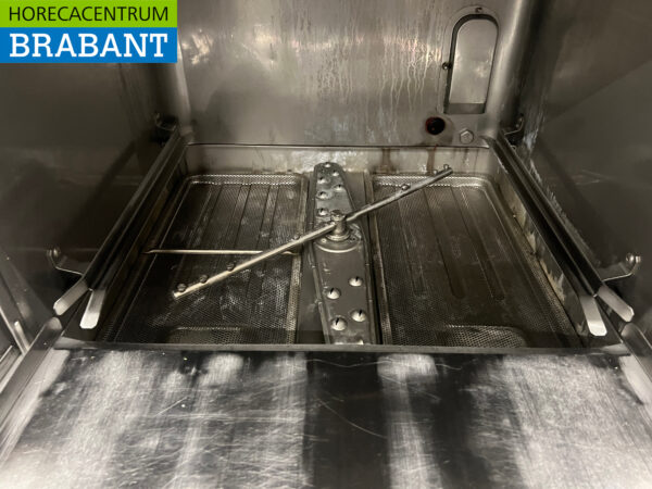 Stainless steel Zanussi Zucai Dishwasher Front Loading 400V Catering - Image 4