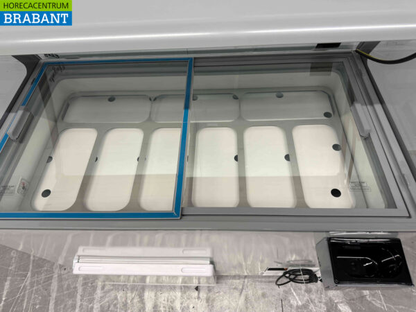 Mobile Combisteel Corsica Scoop ice cream display case 6 trays 230V Horeca (kopie) - Image 7