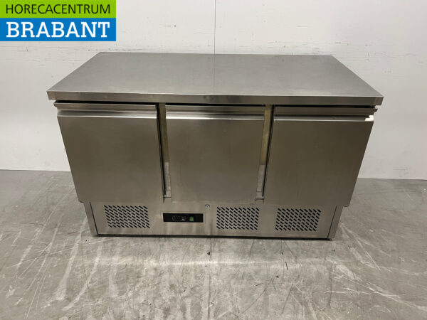 Stainless steel Maxxfrost refrigerated workbench 3 doors 137 cm 230V Horeca