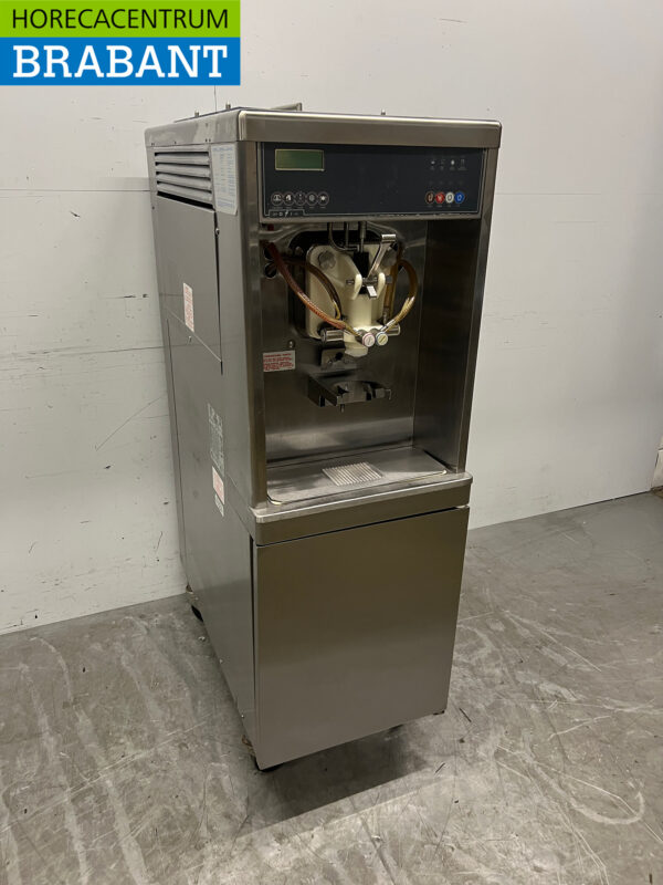 Stainless steel Taylor Milkshake Machine 400V Catering - Image 3