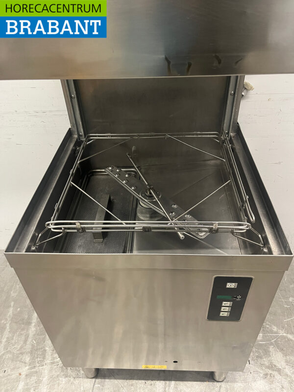 Stainless steel Zanussi LS9P Sliding dishwasher 400V Catering - Image 5