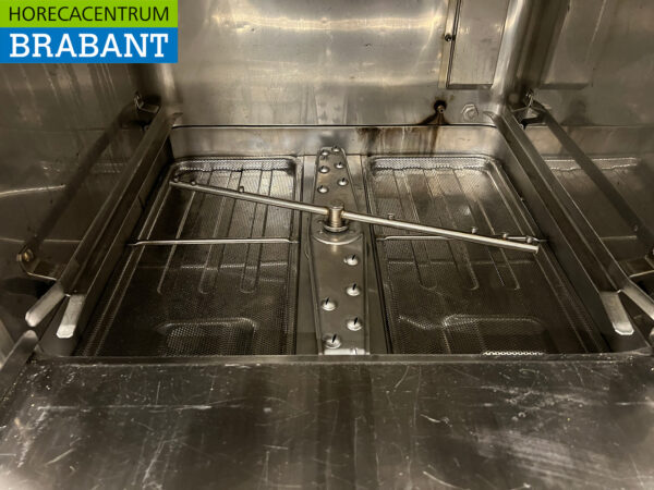Stainless steel Zanussi Dishwasher 400V Catering - Image 3