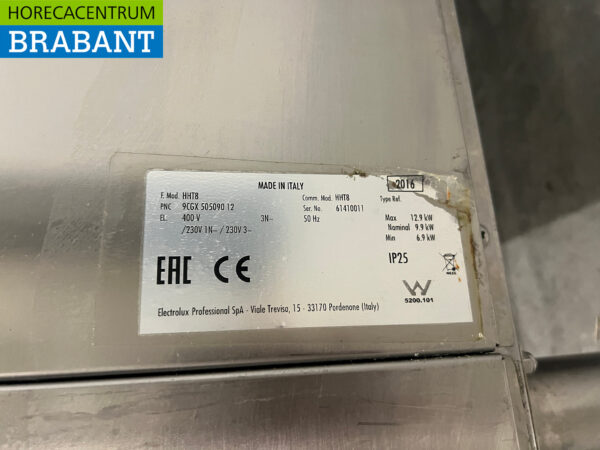 Stainless steel Zanussi pass-through dishwasher 400V Catering - Image 7