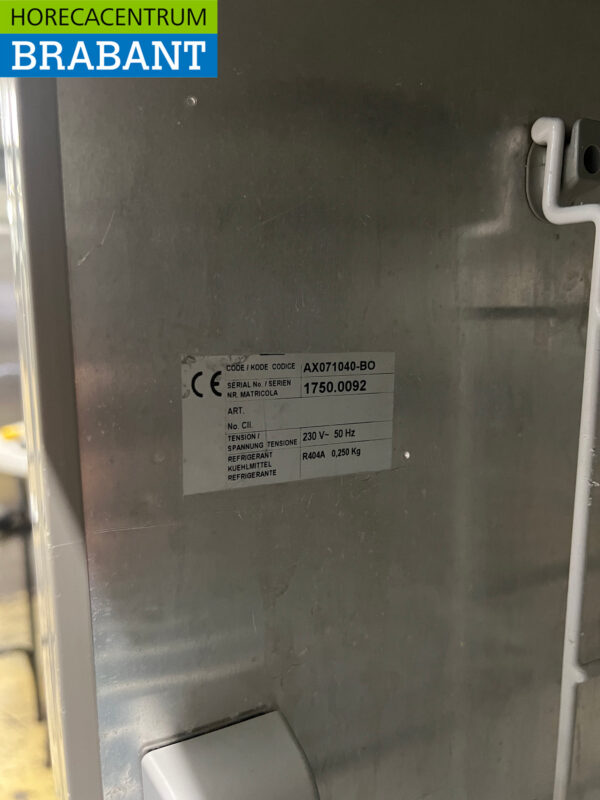 Stainless steel Catertech Refrigeration Chiller 600 liters 230V Catering - Image 5