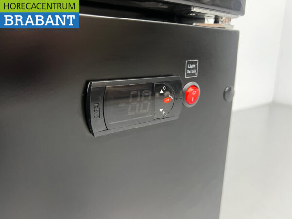 HCB Glass Door Refrigerator Beverage Refrigerator Glass door 160 liters 230V Catering (kopie) - Image 5