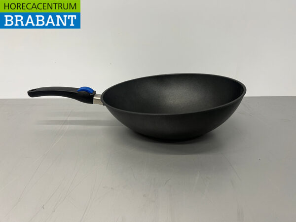 EUROLUX cast iron universal wok pan wok 32 x 36 cm - ceramic surface - PFOA-free - MADE IN GERMANY