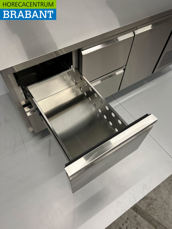 HCB stainless steel Refrigerated workbench 4 drawers and 1 door 179,5 cm 230V Horeca - Image 5