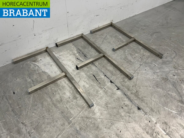 Stainless steel wall brackets for double wall shelf Horeca - Image 3
