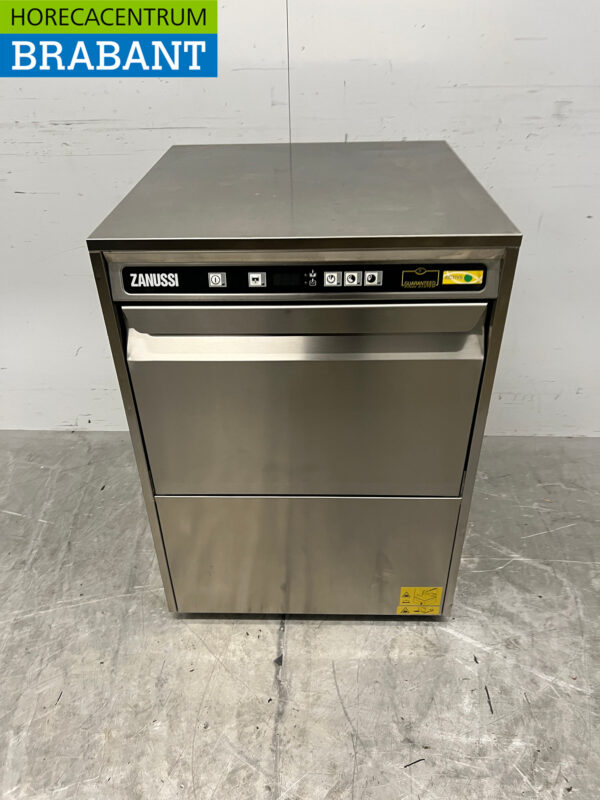 Stainless steel Zanussi ZUCAI Dishwasher 400V Catering
