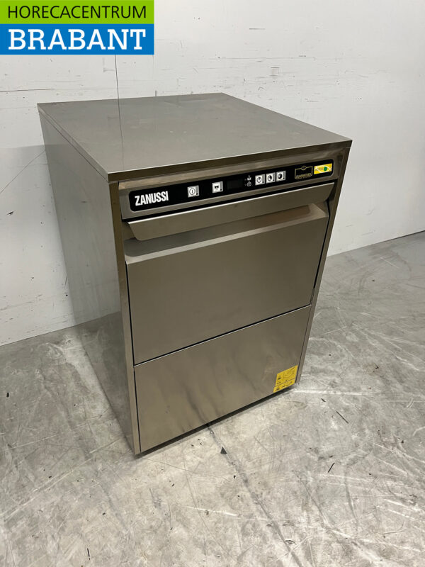 Stainless steel Zanussi ZUCAI Dishwasher 400V Catering - Image 3
