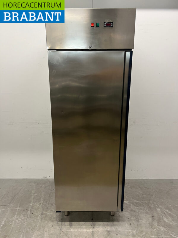 Stainless steel ISA Refrigeration Refrigerator 620 liters 230V Catering