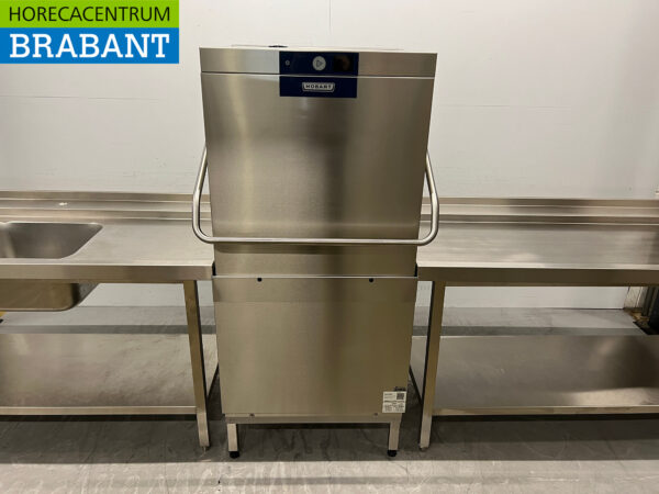 Stainless steel Hobart Sliding dishwasher with 2024 on and off table! Washer 400V Catering - Image 2